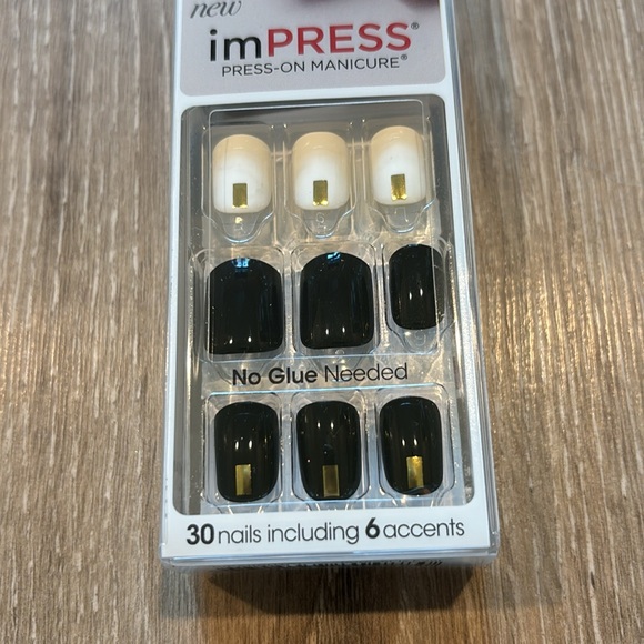 imPRESS Press On Nails - Picture 2 of 3
